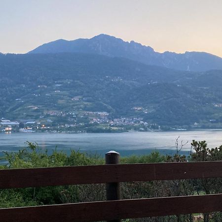 Lake Apartment Ischia Green Tenna エクステリア 写真
